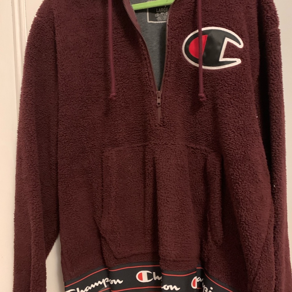 Champion Men's Maroon Sweater